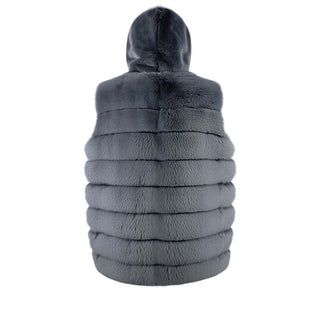 Regina Smanicato in pelliccia di volpe grigio 12301