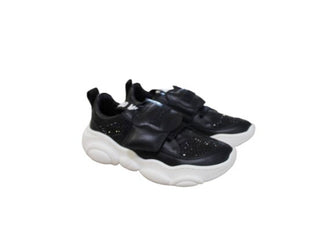 Moschino Sneakers 68899 laces and velcro