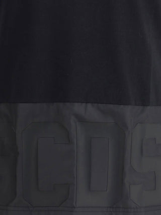 GCDS T-shirt nera a maniche corte con logo B1XM2316JG8