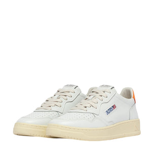 Autry Sneakers medalist low AULM - LL26 con lacci