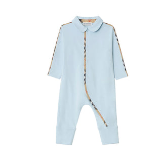 Burberry Tutina Azzurra In Cotone Con Cappellino E Bavaglino 8119821 Per Neonato