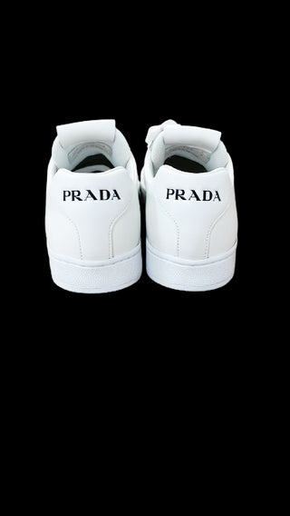 Prada 2eg400 Sneakers mit Schnürsenkeln