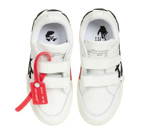 Off-White Sneakers Vulcanized OGIA003F con strappi