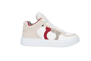 Salvatore Ferragamo Sneakers 0751367 mit Schnürsenkeln